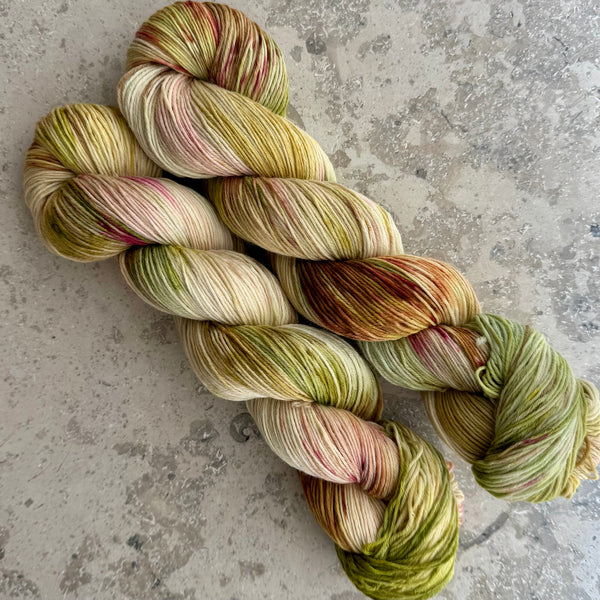 Hesselgarn Song & Silk Song