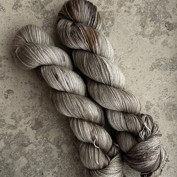 Hesselgarn Silk Song