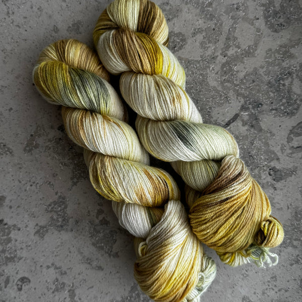 Hesselgarn Silk Song