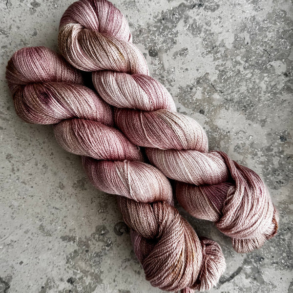 Hesselgarn Silk Poem